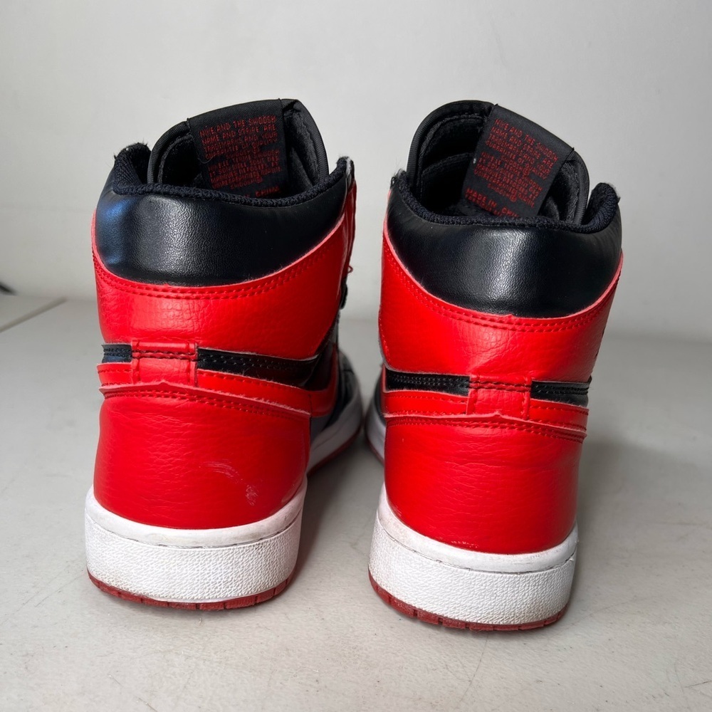 Nike Air Jordan 1 Retro High Bred 2020 Women’s Size 8 Men’s Size 7 Sneakers. - Picture 4 of 6